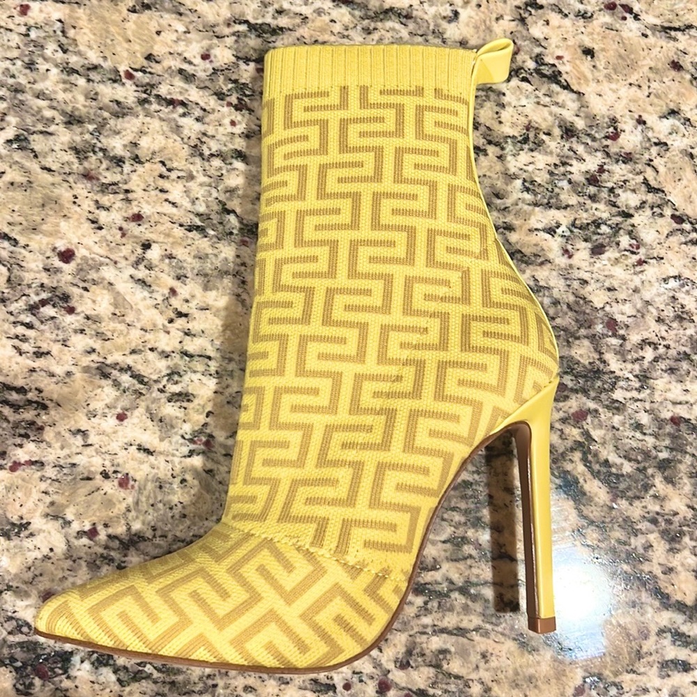 Steve Madden Sock Boots - Picture 2 of 6